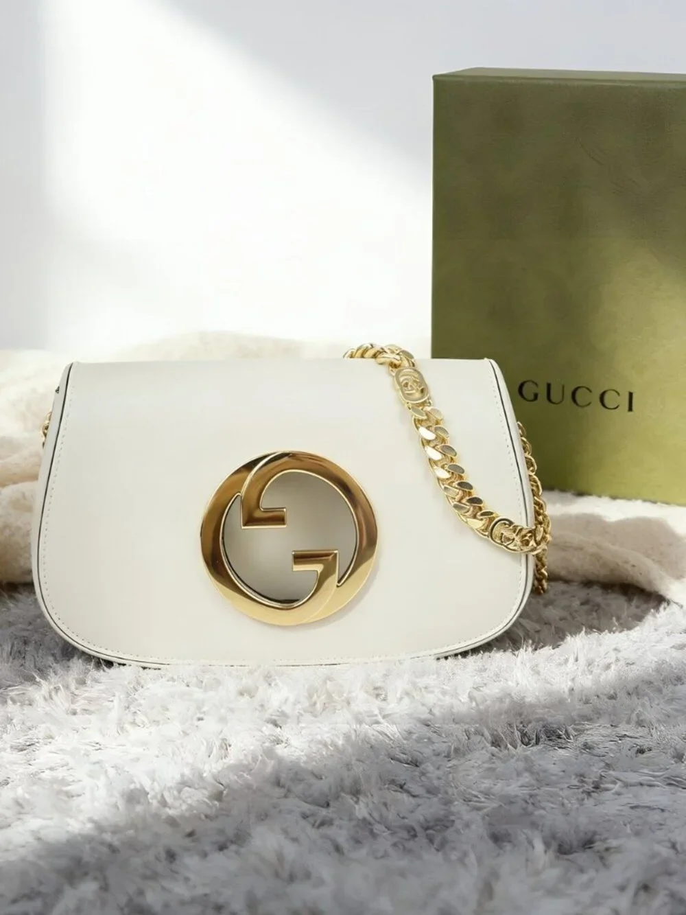 Gucci  Medium Shoulder Bag White Leather
